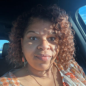 Meet your Posher, Lawanda